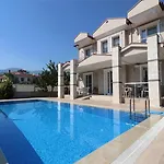 Βίλα With Private Pool For 10 People In Dalyan *