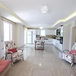 Βίλα With Private Pool For 10 People In Dalyan Ortaca (Mugla)