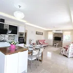 With Private Pool For 10 People In Dalyan Βίλα *
