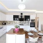 With Private Pool For 10 People In Dalyan Βίλα Ortaca (Mugla)