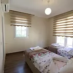 With Private Pool For 10 People In Dalyan Βίλα *