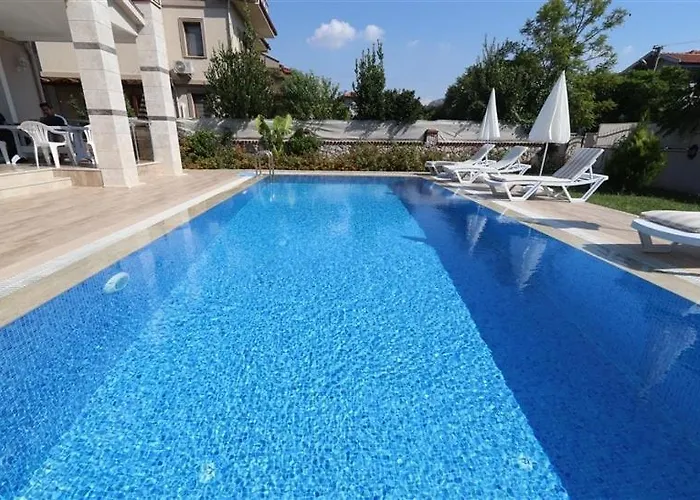 Villa With Private Pool For 10 People In Dalyan *