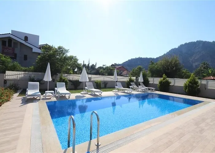 Vilă With Private Pool For 10 People In Dalyan *