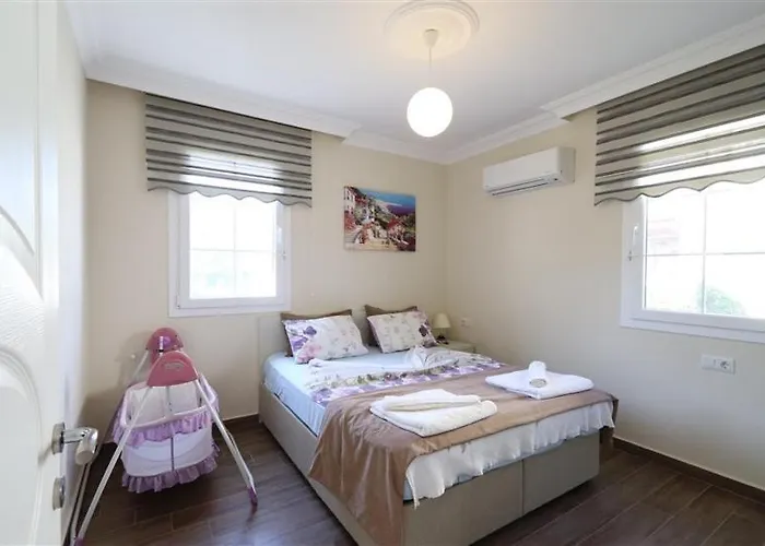 Villa With Private Pool For 10 People In Dalyan