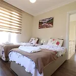 With Private Pool For 10 People In Dalyan *