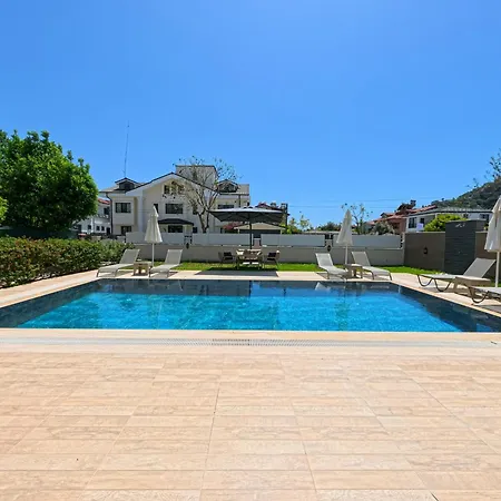 别墅 With Private Pool For 10 People In Dalyan