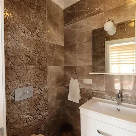 Willa With Private Pool For 10 People In Dalyan *