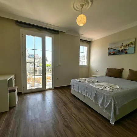 Willa With Private Pool For 10 People In Dalyan *