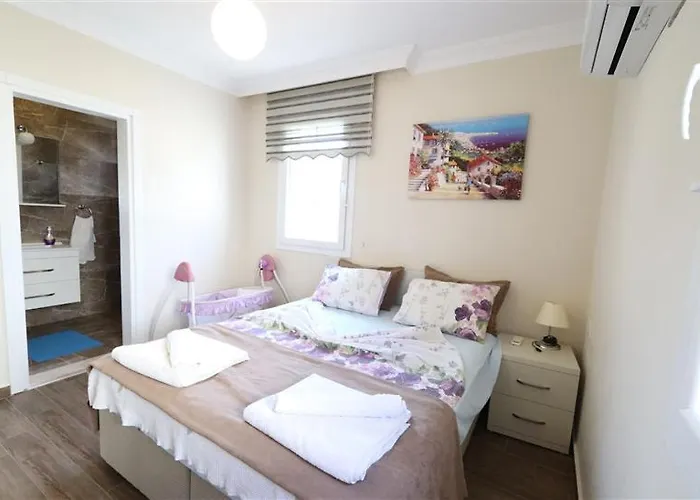 With Private Pool For 10 People In Dalyan *