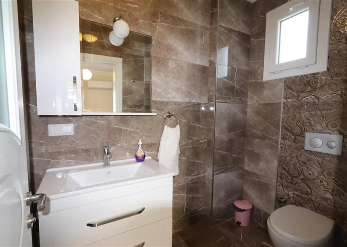 别墅 With Private Pool For 10 People In Dalyan *